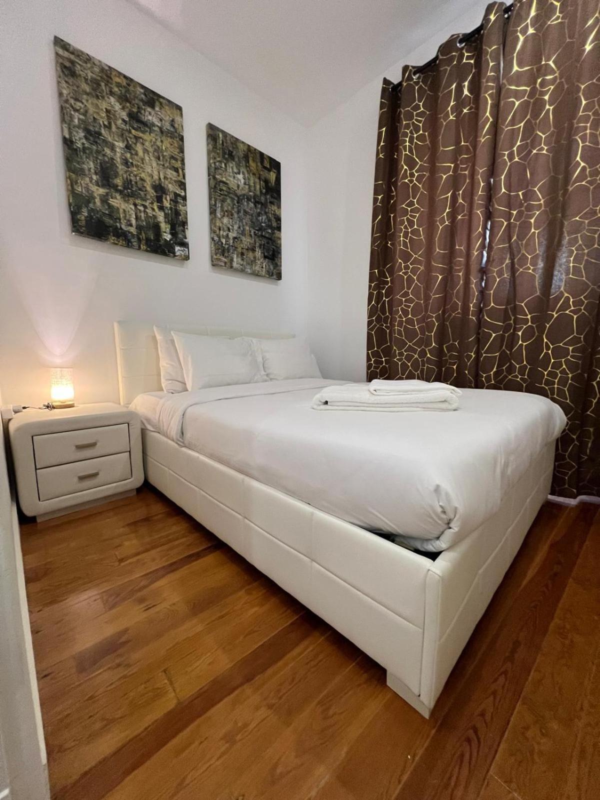 32 2 - Heart Of Lisbon Private Apartment, Bairro Alto Eksteriør bilde